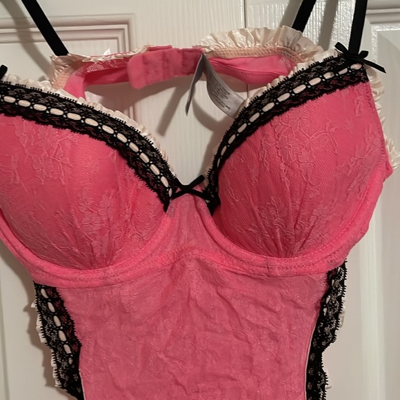 Victoria’s Secret 34B, pink with black lace lingerie - Picture 8 of 11